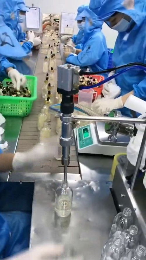 指甲油生產車間,工作環境干凈,還以為是食品加工