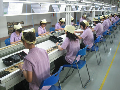 深圳海恩科技 引領高效充電，詳解高性能歐州6級能效3A輸出4USB墻壁充電器